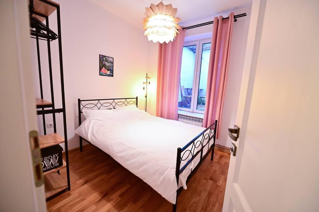 Flh - Zen Apartment Sibiu Eksteriør bilde